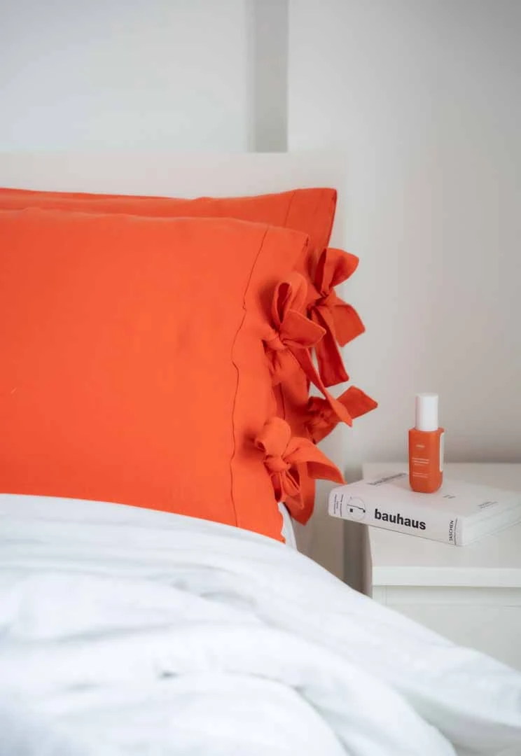 BAĞCIKLI MÜSLİN YASTIK KILIFI SETİ 4 RENK SEÇENEĞİ