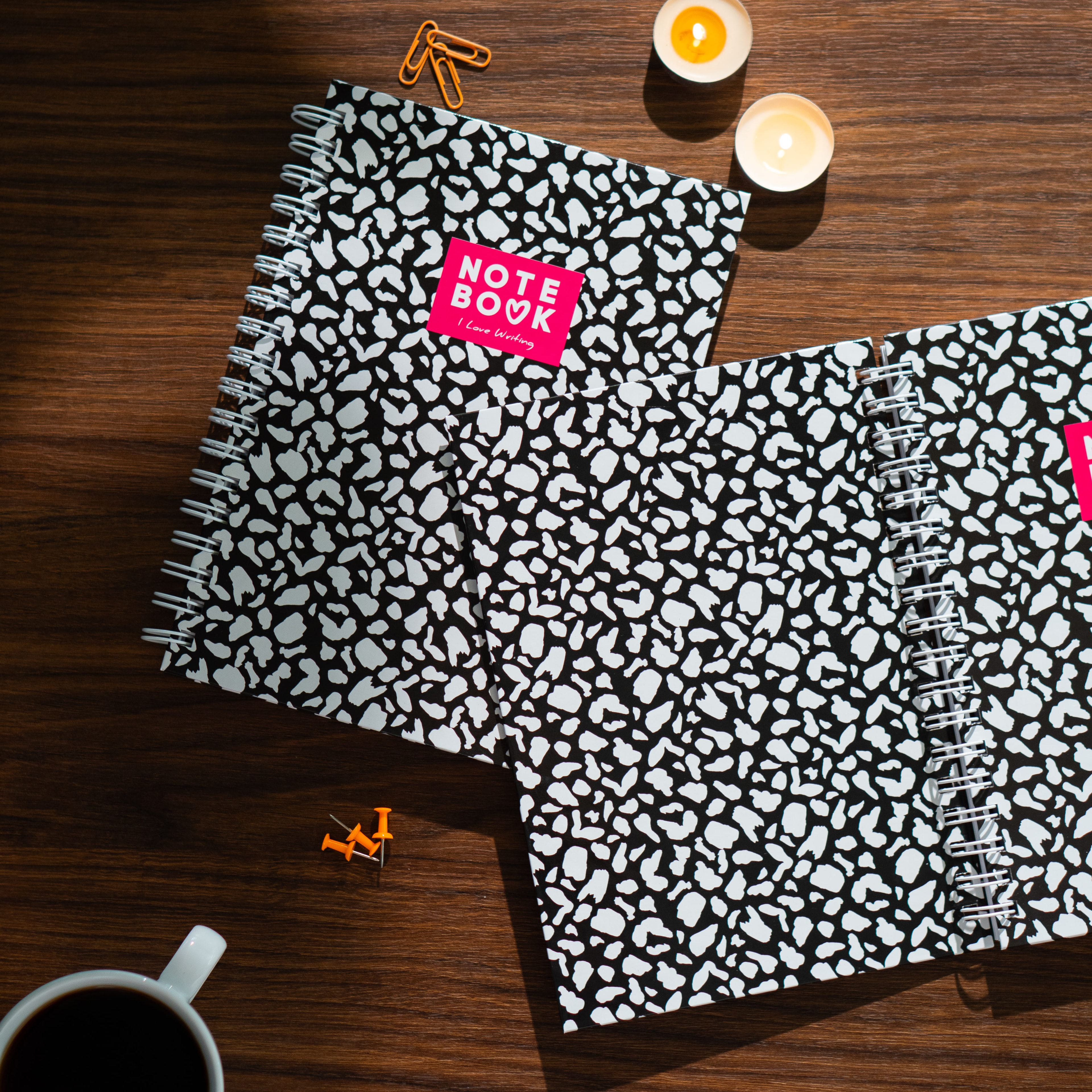 Leopar Desen Sert Kapak Çizgili Defter 200 Sayfa Not Defteri - Leopard Loves Pink