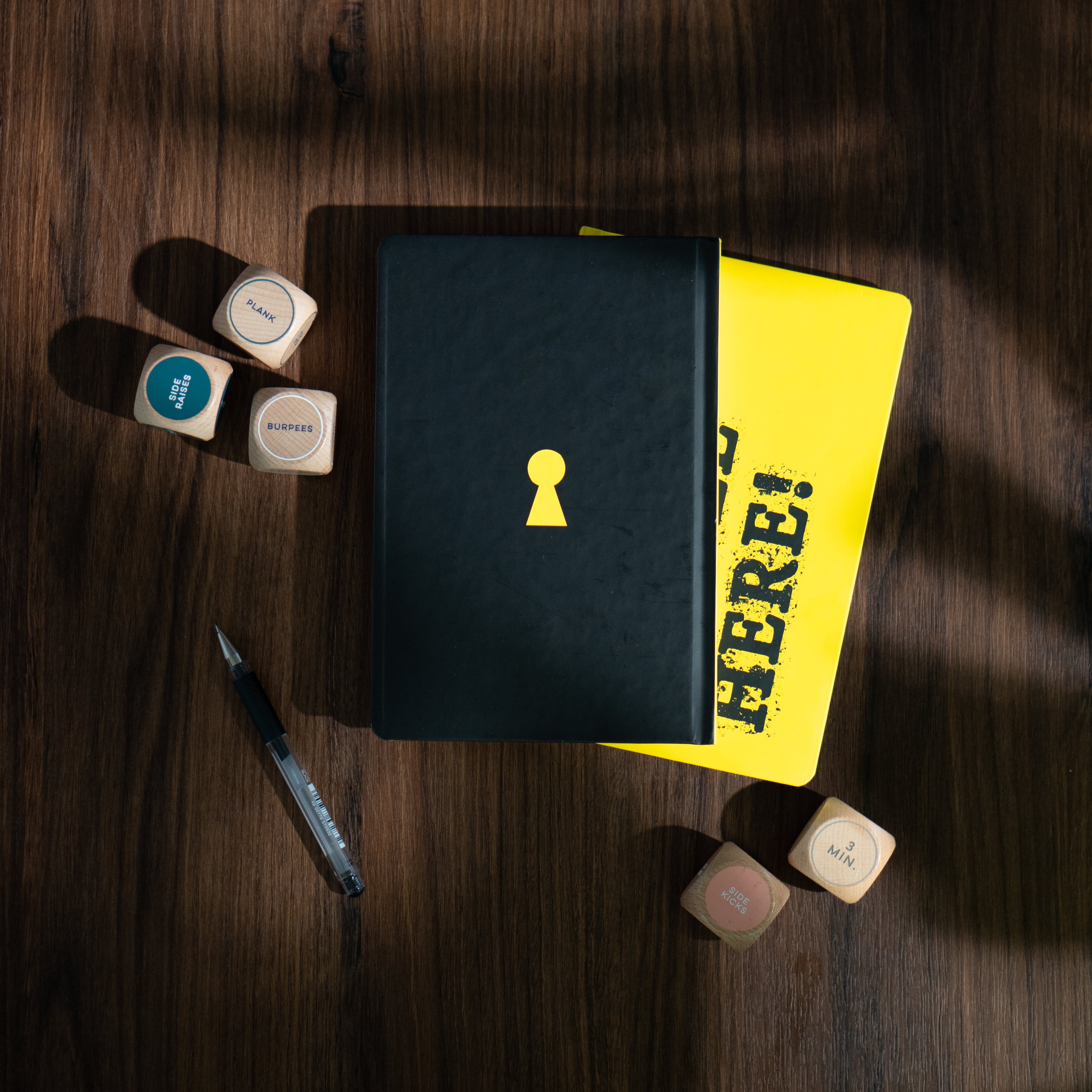 Sert Kapak A5 Çizgili Defter 14x21 cm 192 Sayfa - Words Collection Nothing To See Here Not Defteri