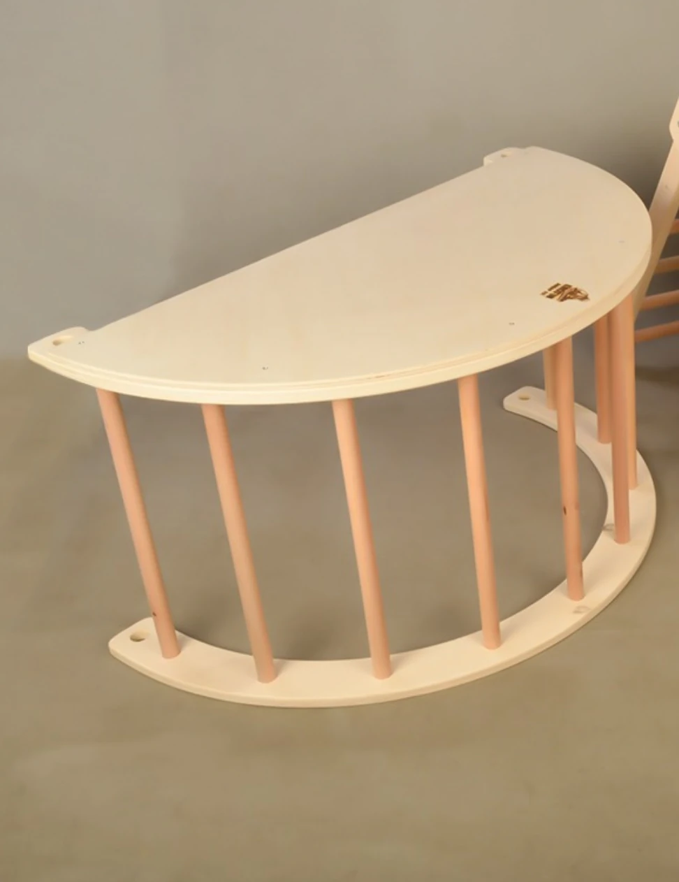 5'i 1 Arada Masa Fonksiyonlu Pikler Üçgeni Seti