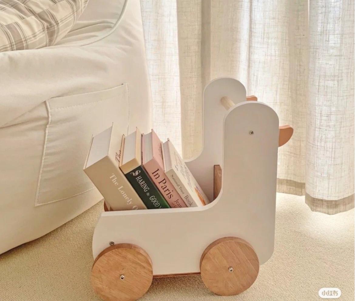 Ahşap Taşınabilir Kitaplık