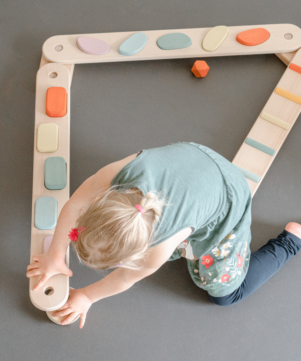 Renkli Duyusal Engelli Parkur Denge Yolu