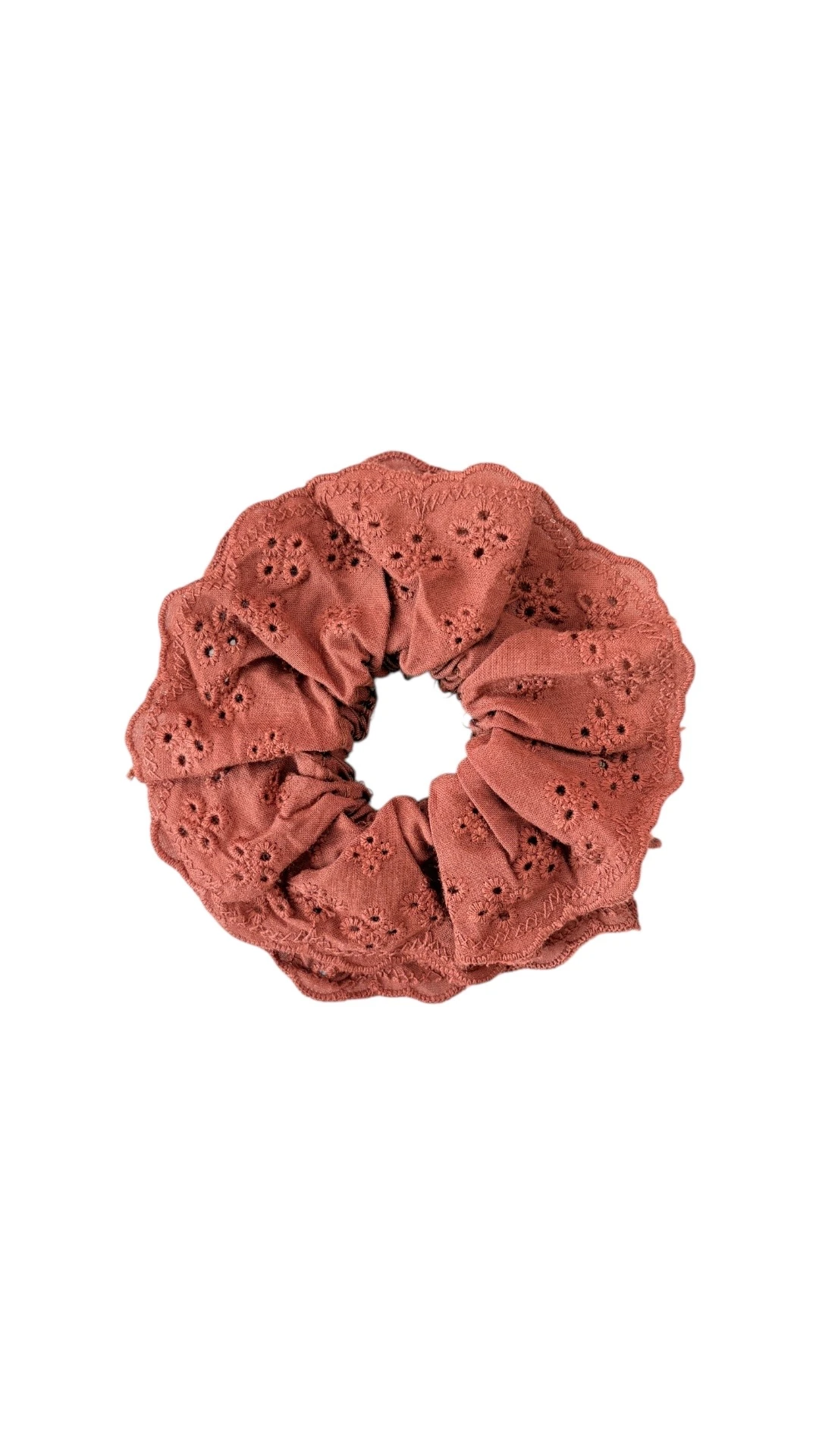 Büyük Boy Fisto Fırfırlı Saç Tokası- Kahve