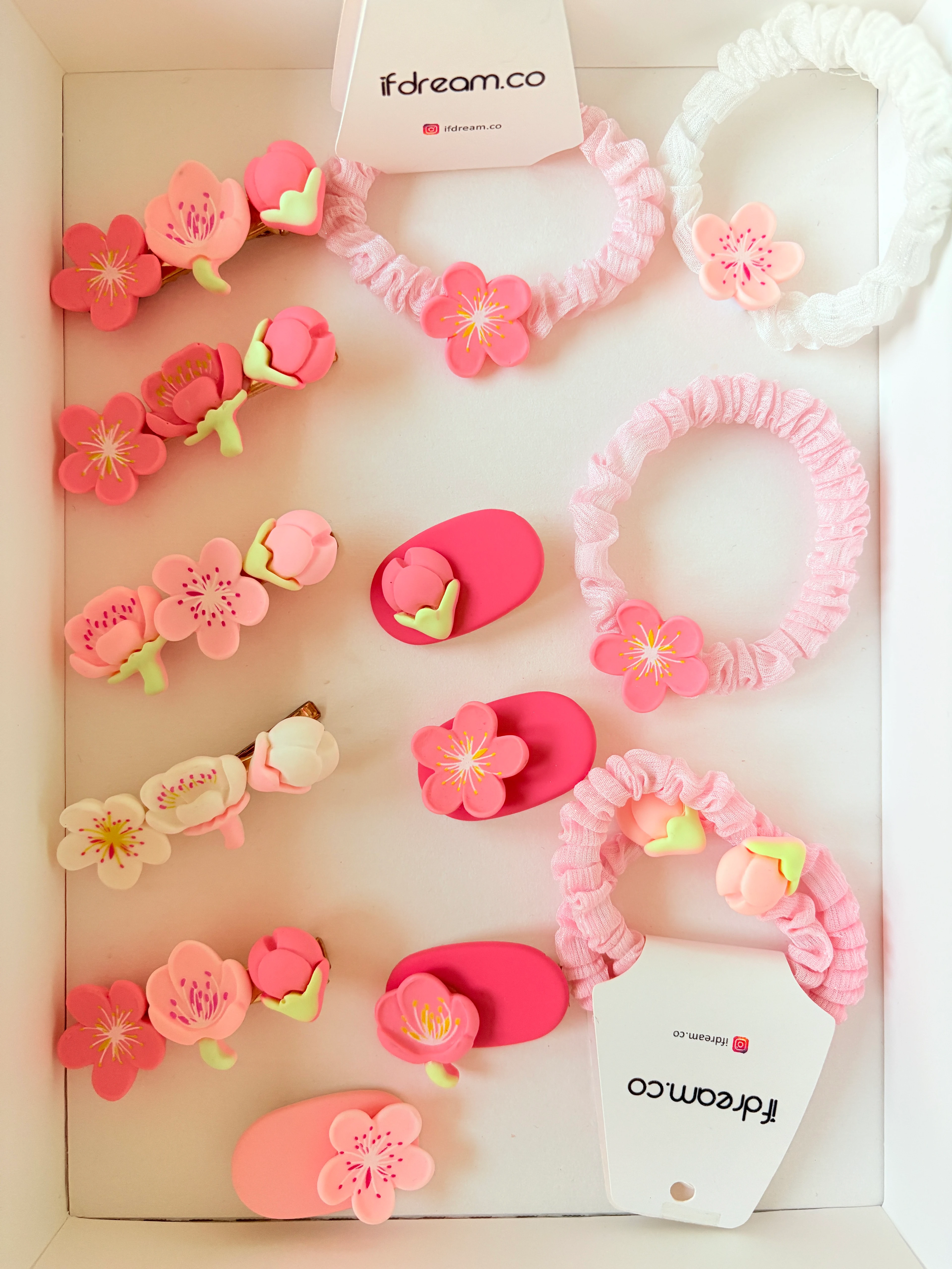 Kiraz Çiçeği Pudra Pembe Lastik Toka