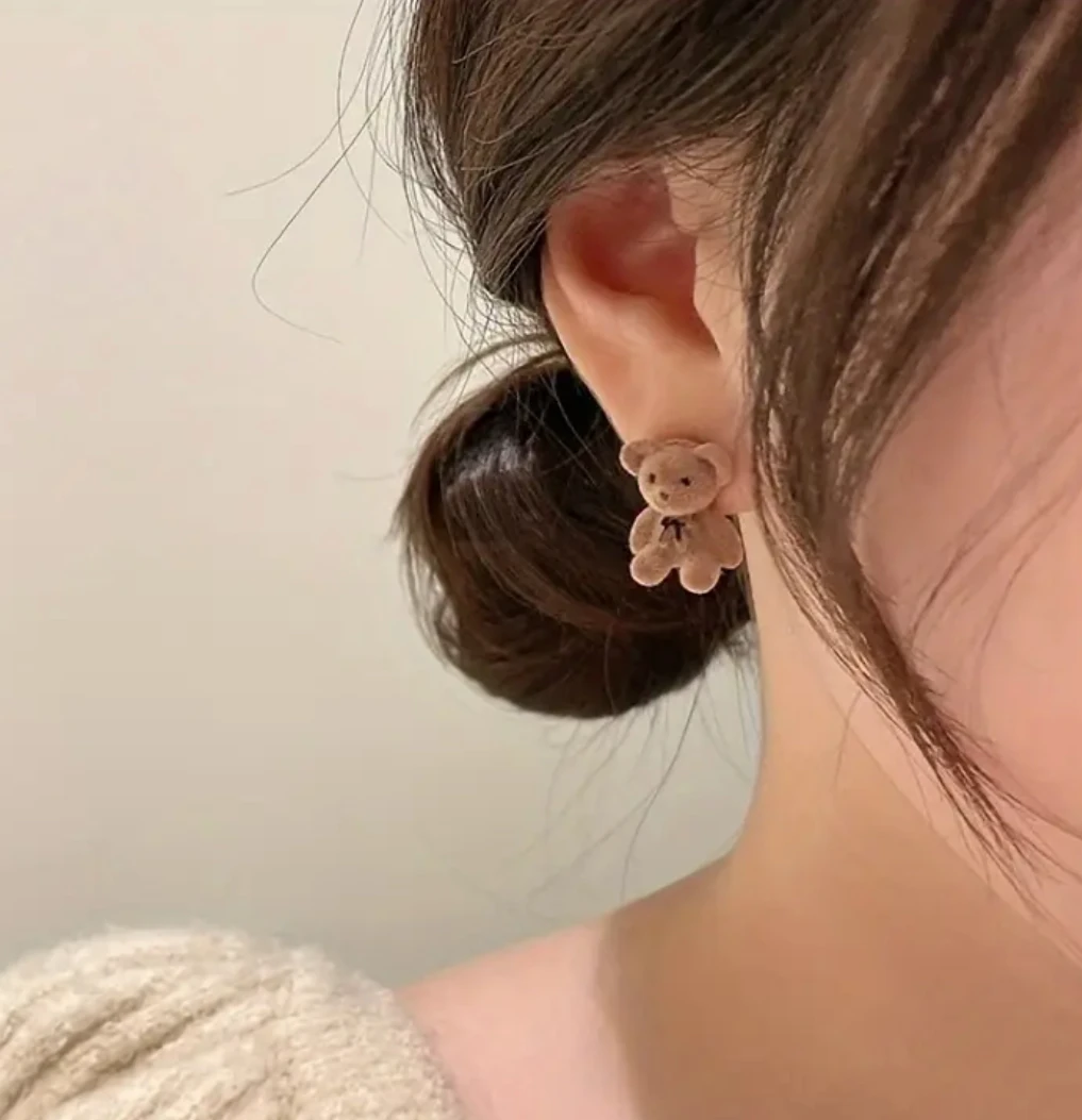 Peluş Ayıcık Küpe – Sevimli ve Eğlenceli Tasarım -bej