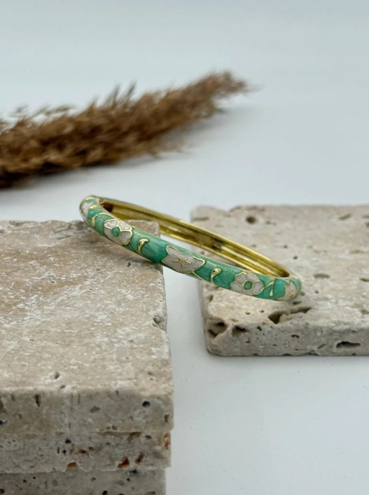 Kelepçe Mineli Altın Kaplama Çiçek Desenli Bileklik- Yeşil