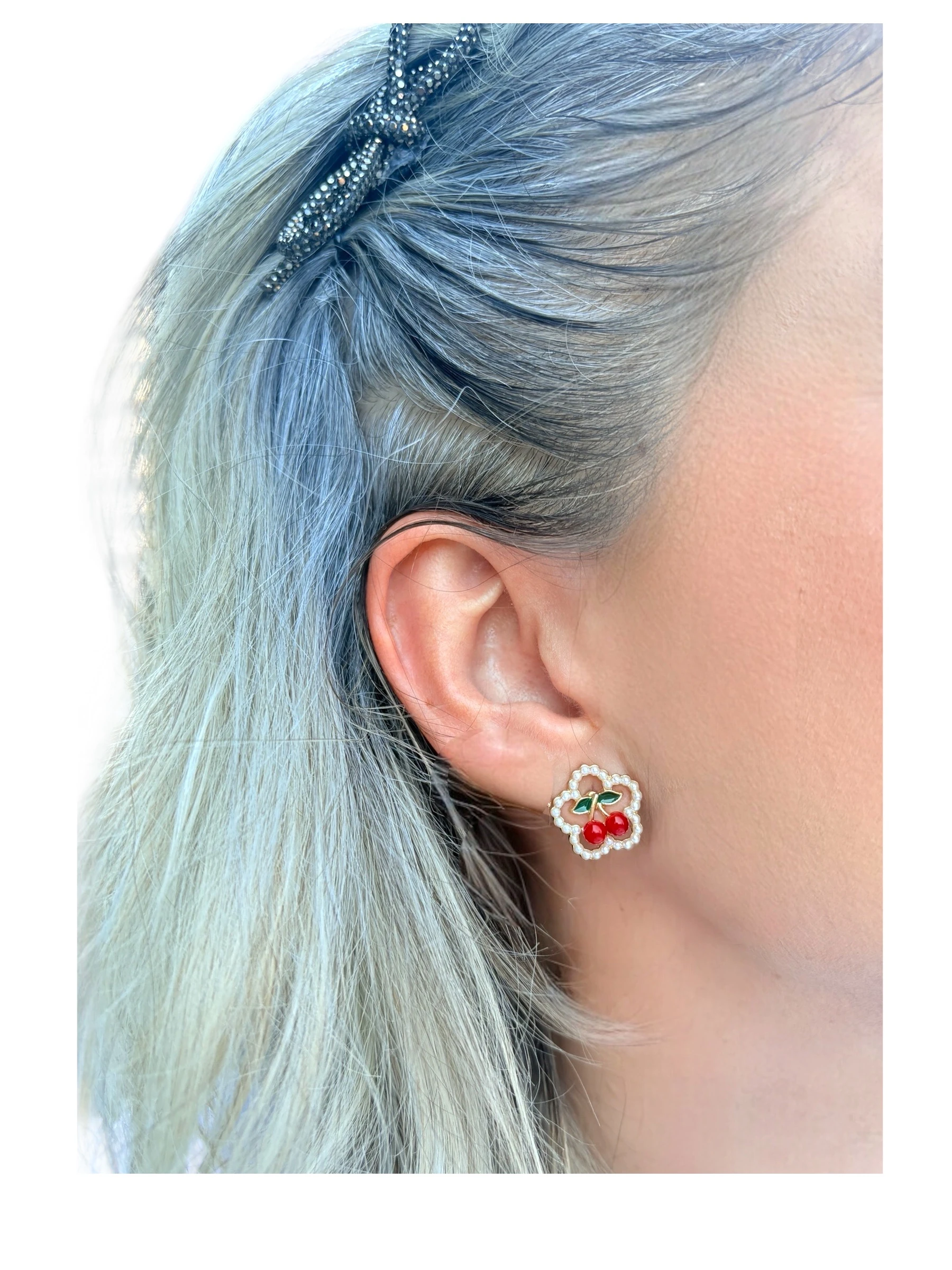 Cherry Bloom İnci Çerçeveli Küpe