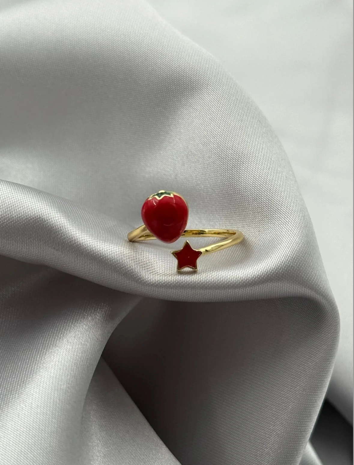 Altın Kaplama Çilek Yıldız Figürlü Yüzük-Ayarlanabilir