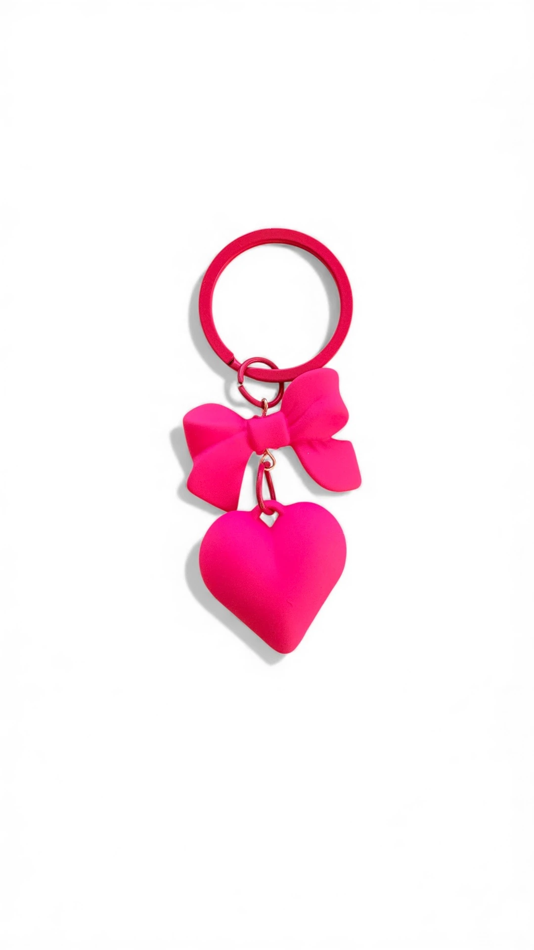 Neon Pembe Kalp Fiyonk Anahtarlık – Enerjik & Tatlı Aksesuar