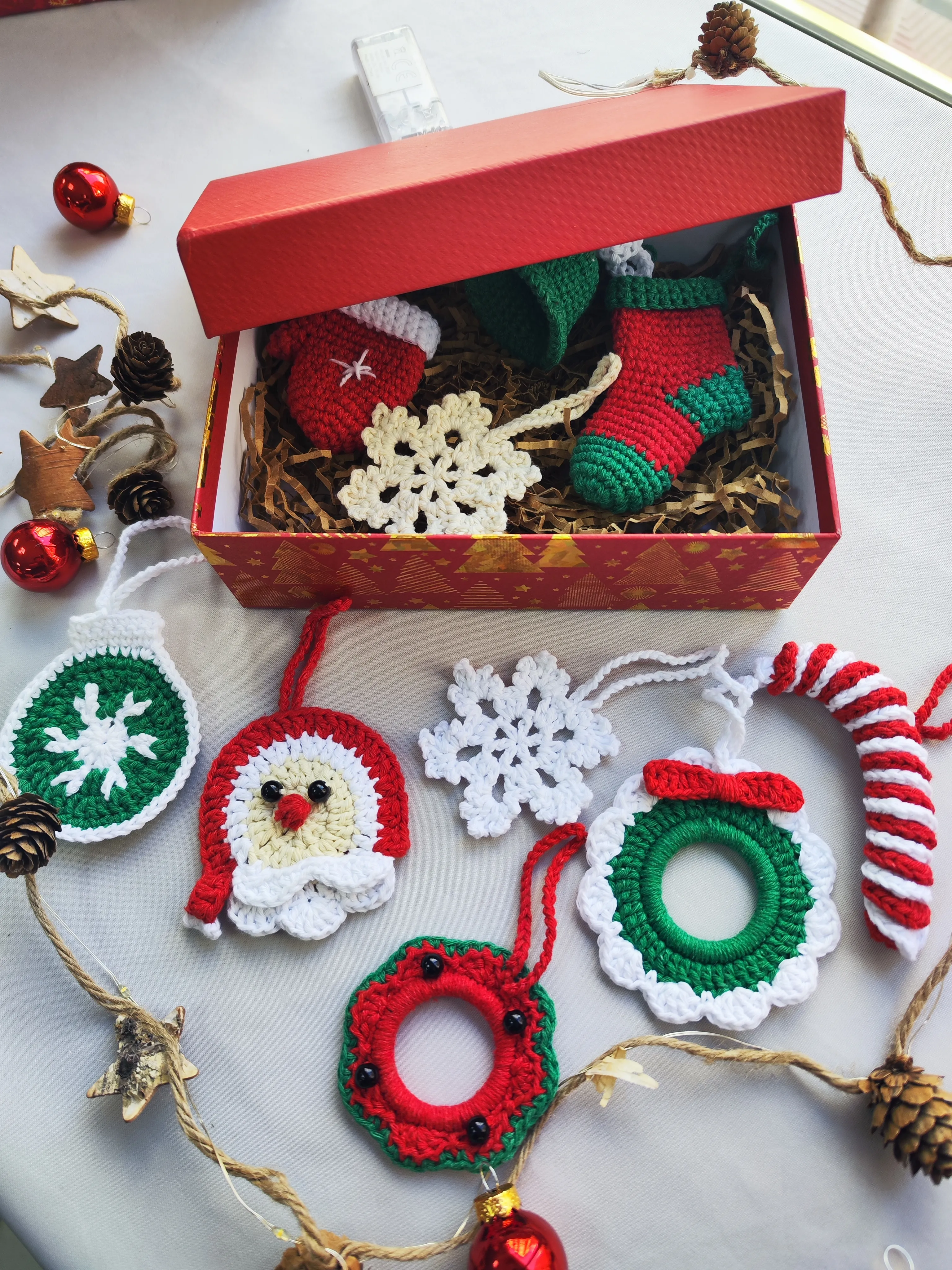 Yılbaşı Süsleri 10 Adet Özel Kutulu