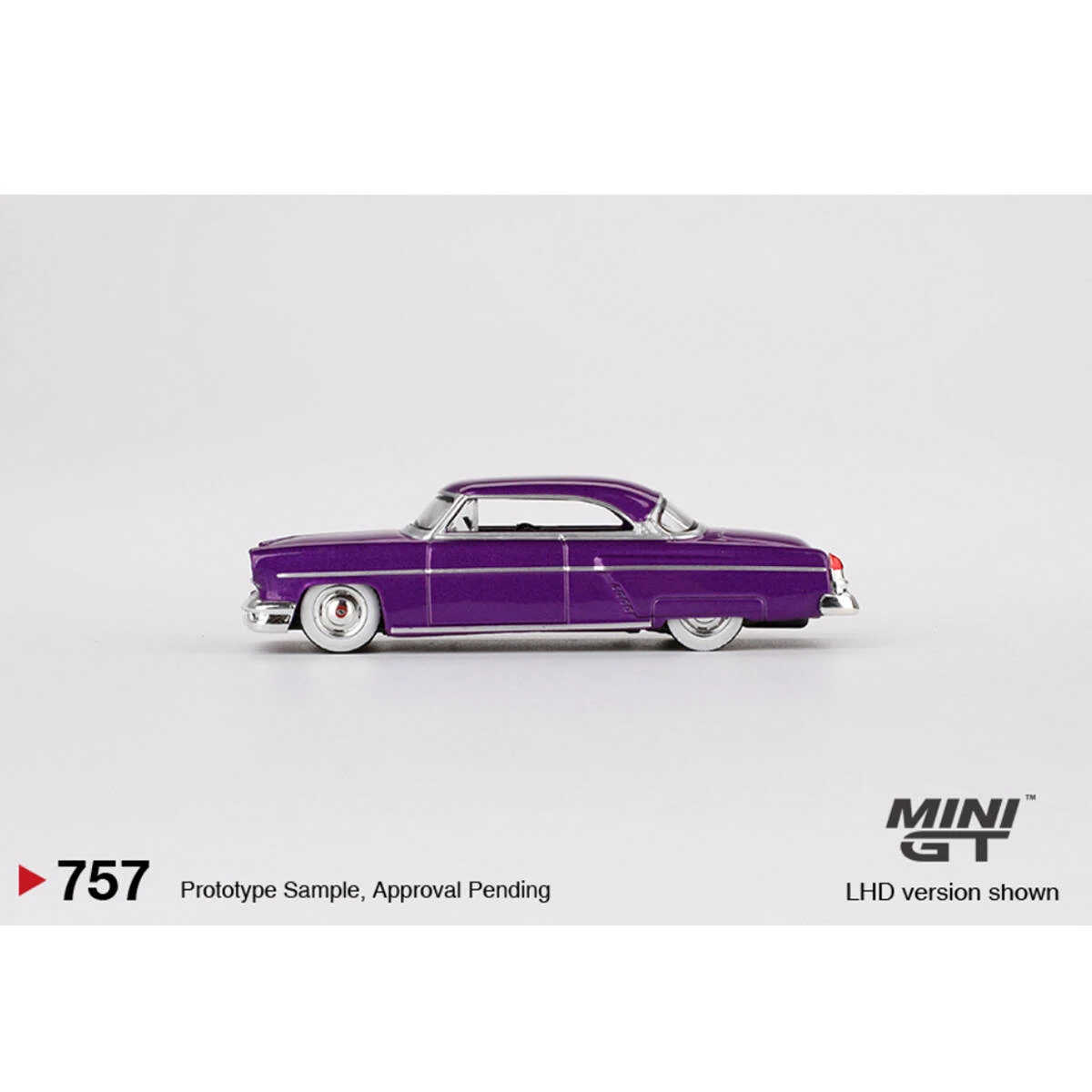 Mini GT Lincoln Capri Hot Rod 1954 Purple Metallic 