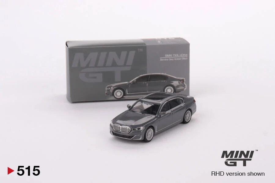 Mini GT BMW 750Li xDrive Bernina Grey Amber Effect 
