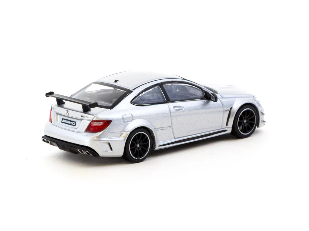 Tarmac Works Mercedes-Benz C 63 AMG Coupé Black Series Silver Metallic - GLOBAL64 