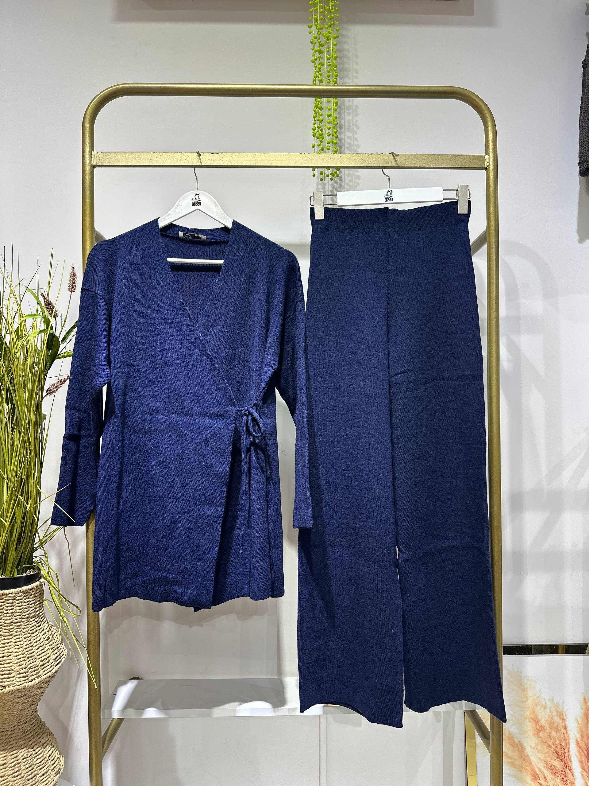 Yandan Bağlama Detay Triko Takım - Lacivert