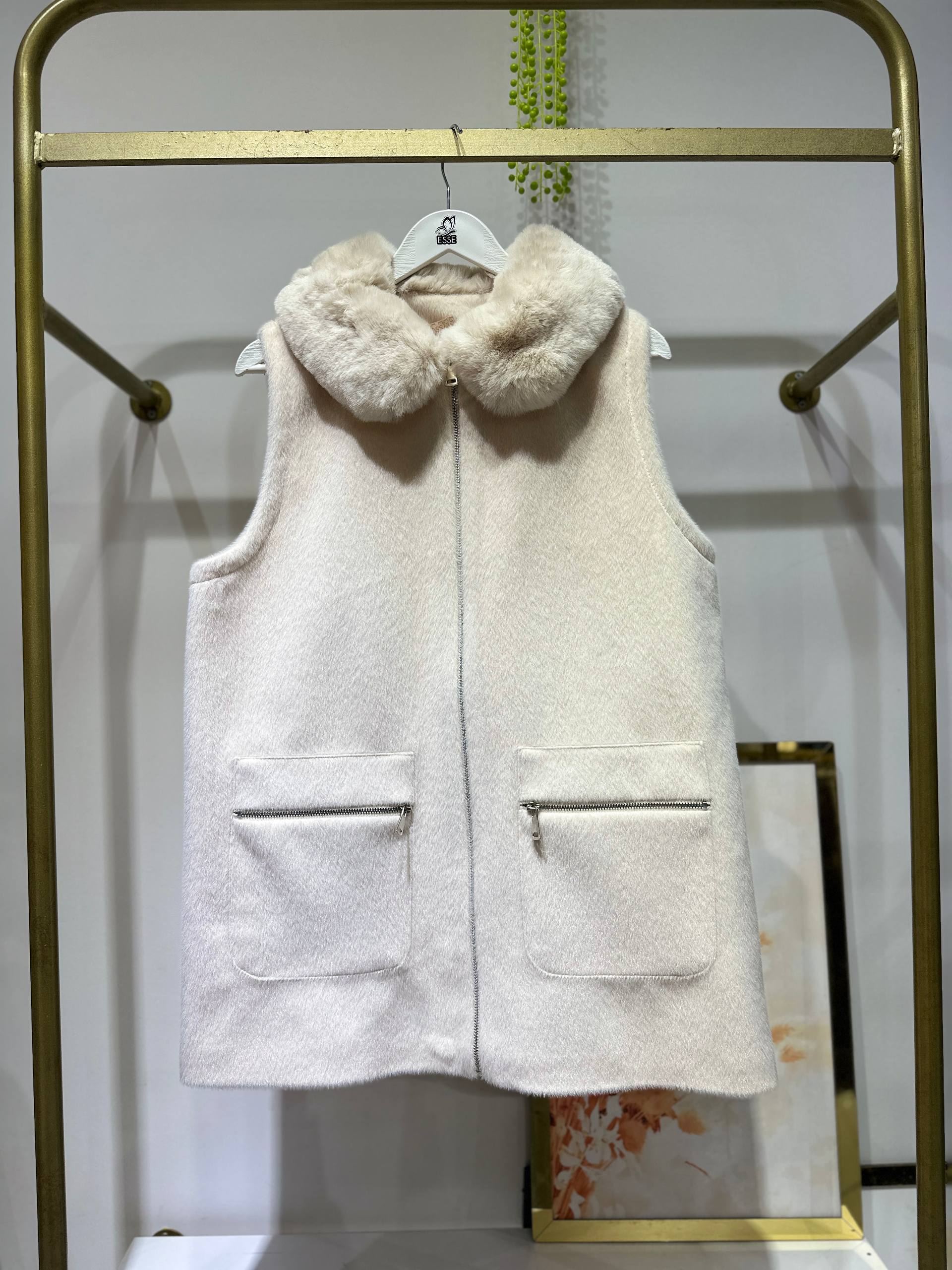 Angora Kürklü Yelek - Taş