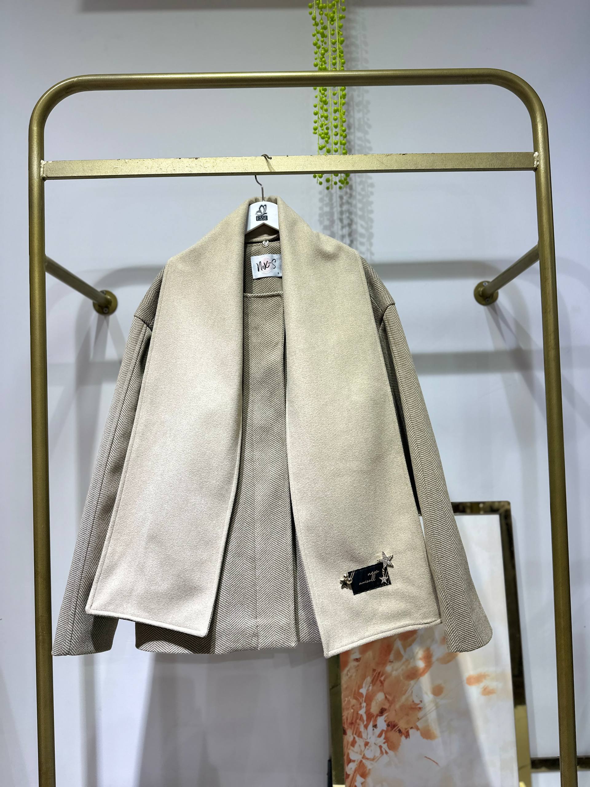 Tw Model Çıkartılabilir Atkı Detay Kaşe Kaban - Standart