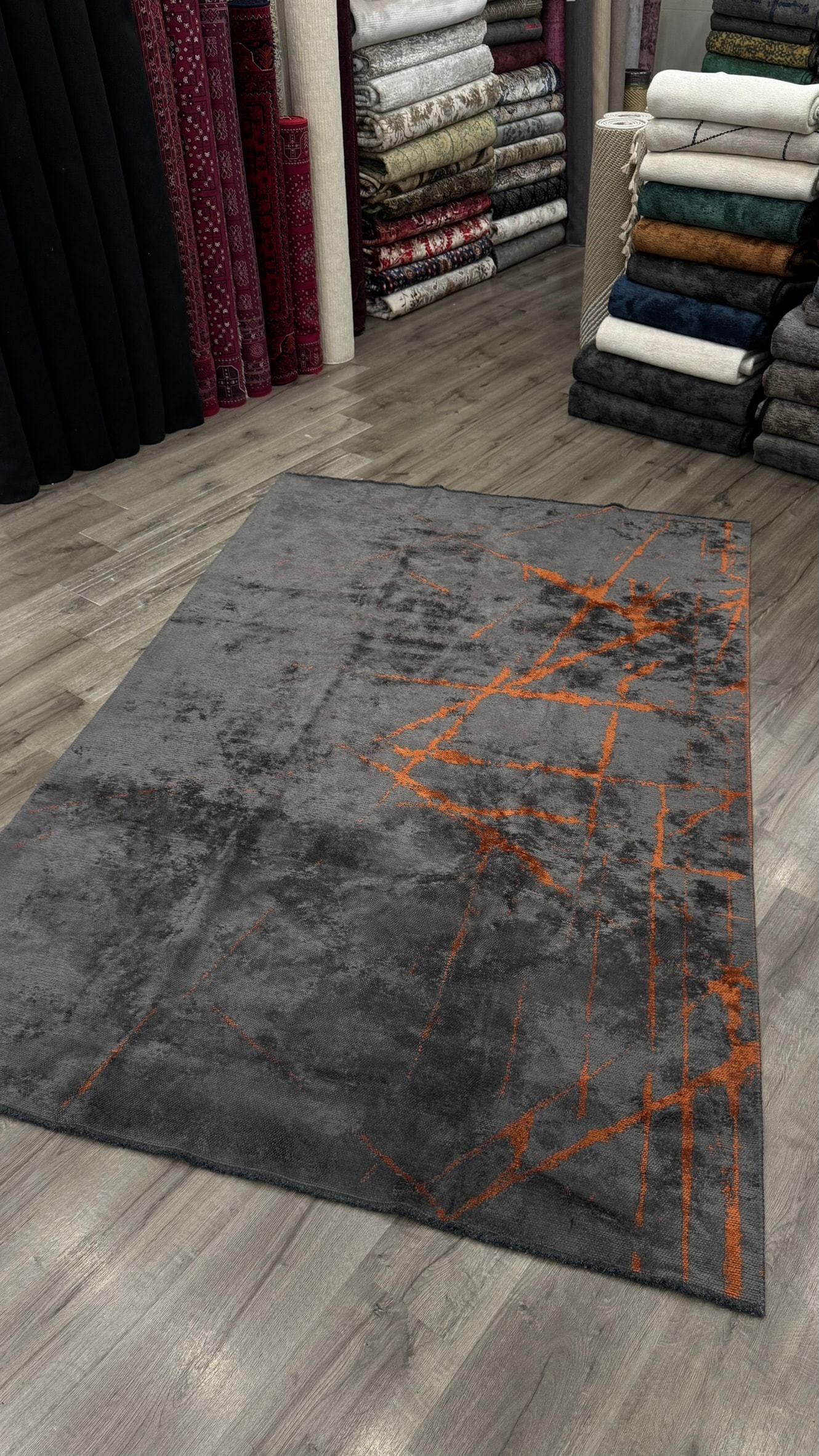 Bm Home Crack Koyu Kiremit, Antrasit Salon Halısı - 160x230 Özel Tezgah Halısı