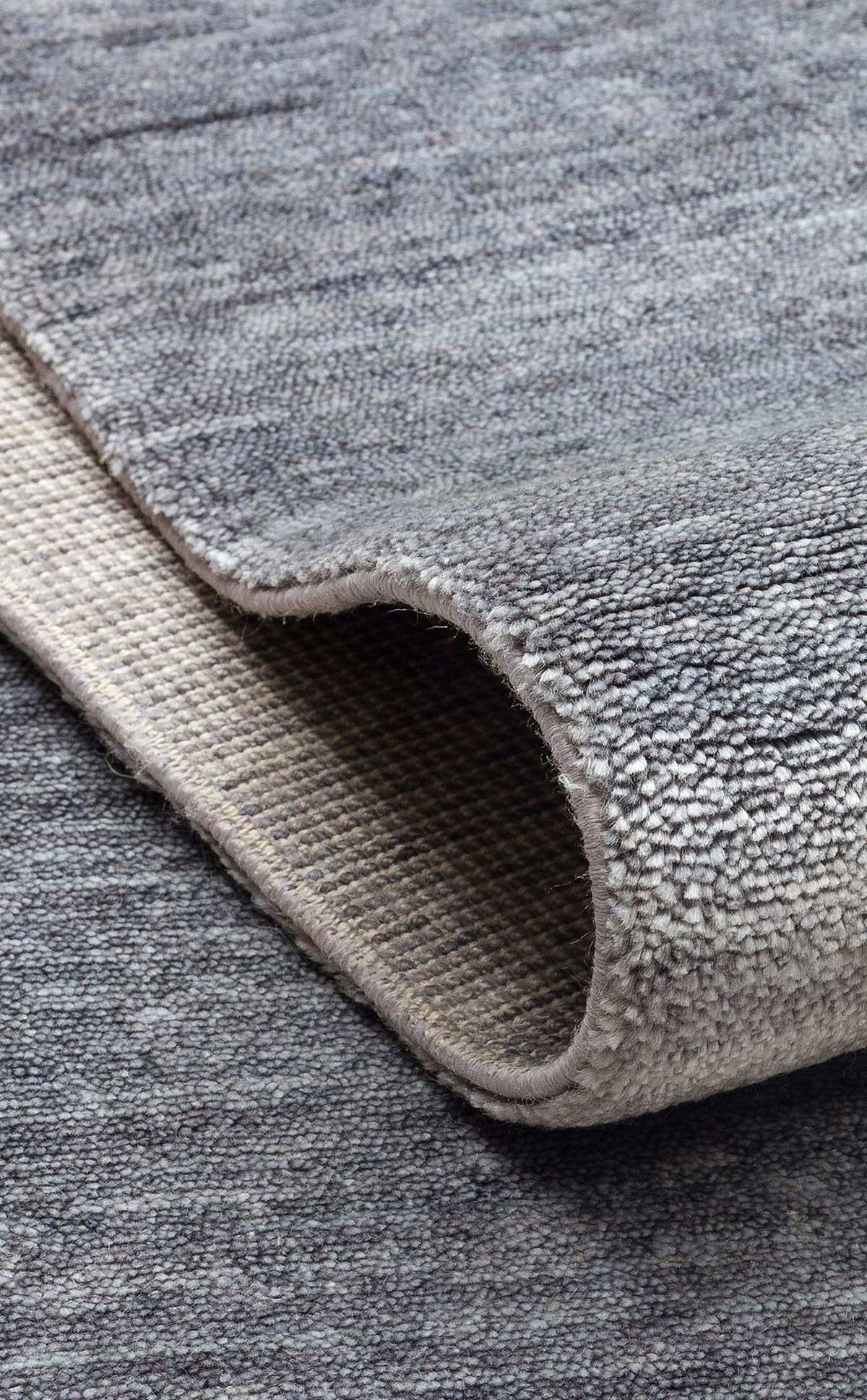 TAFTAN Pakistan Overdyed Tarzı Özel Hav Vermeyen ve El Emeği ile Özel Tezgahlarda Üretilen Uşak Halısı - TF PLAIN D GREY