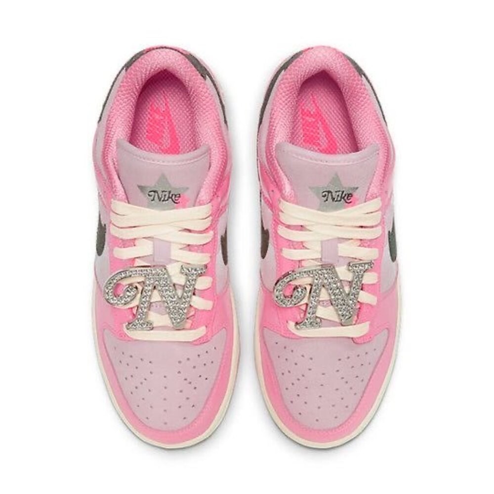 Nike Dunk Low LX Barbie
