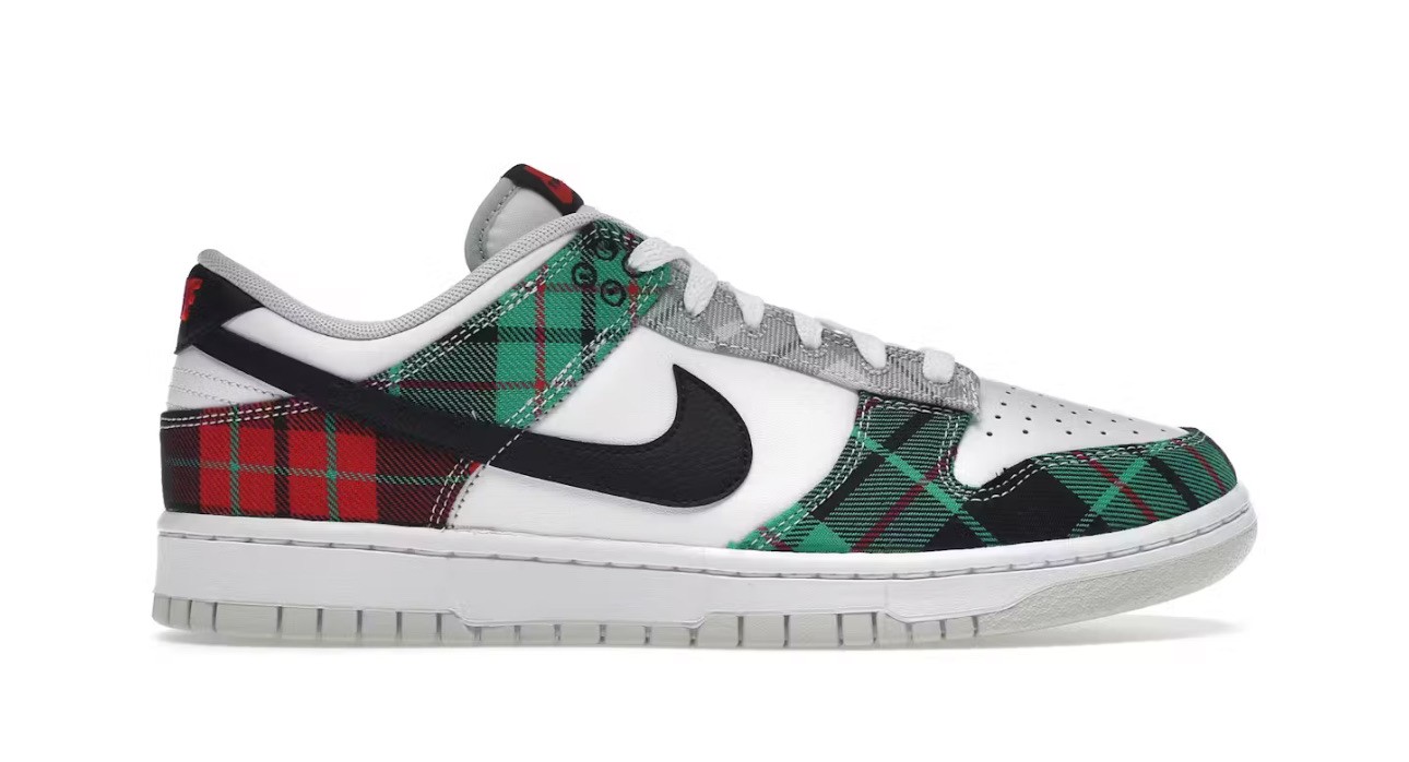 Nike Dunk Low Tartan Plaid