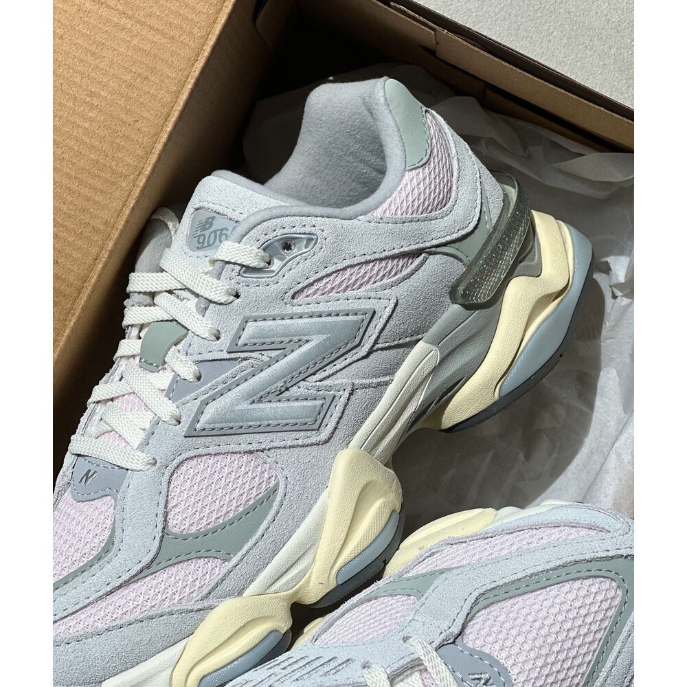 New Balance 9060 Granite Pink