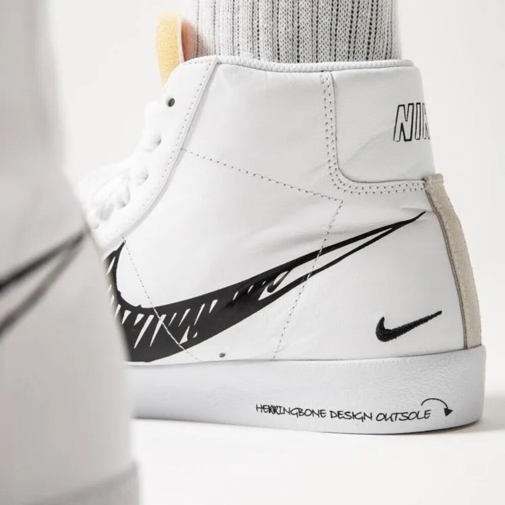 Nike Blazer Mid 77 Sketch White Black