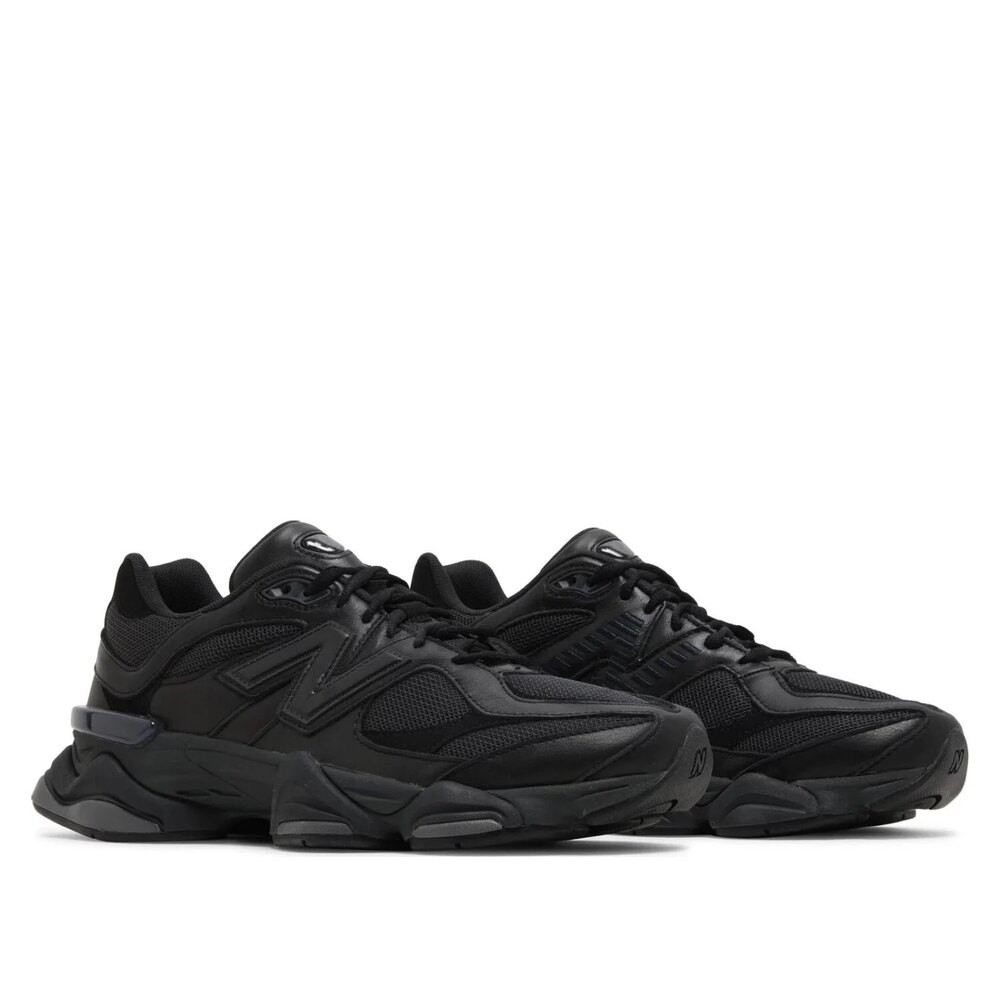 New Balance 9060 Triple Black