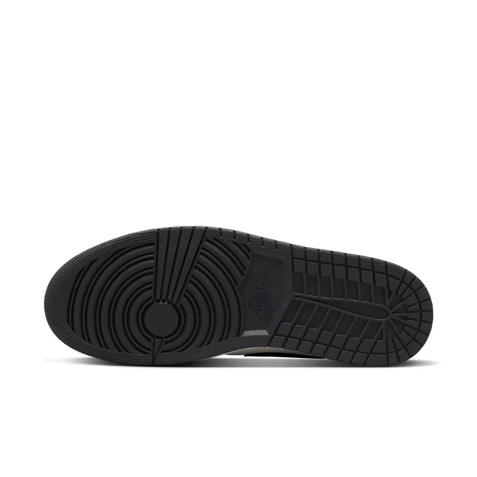 Jordan 1 Retro Low OG Mocha