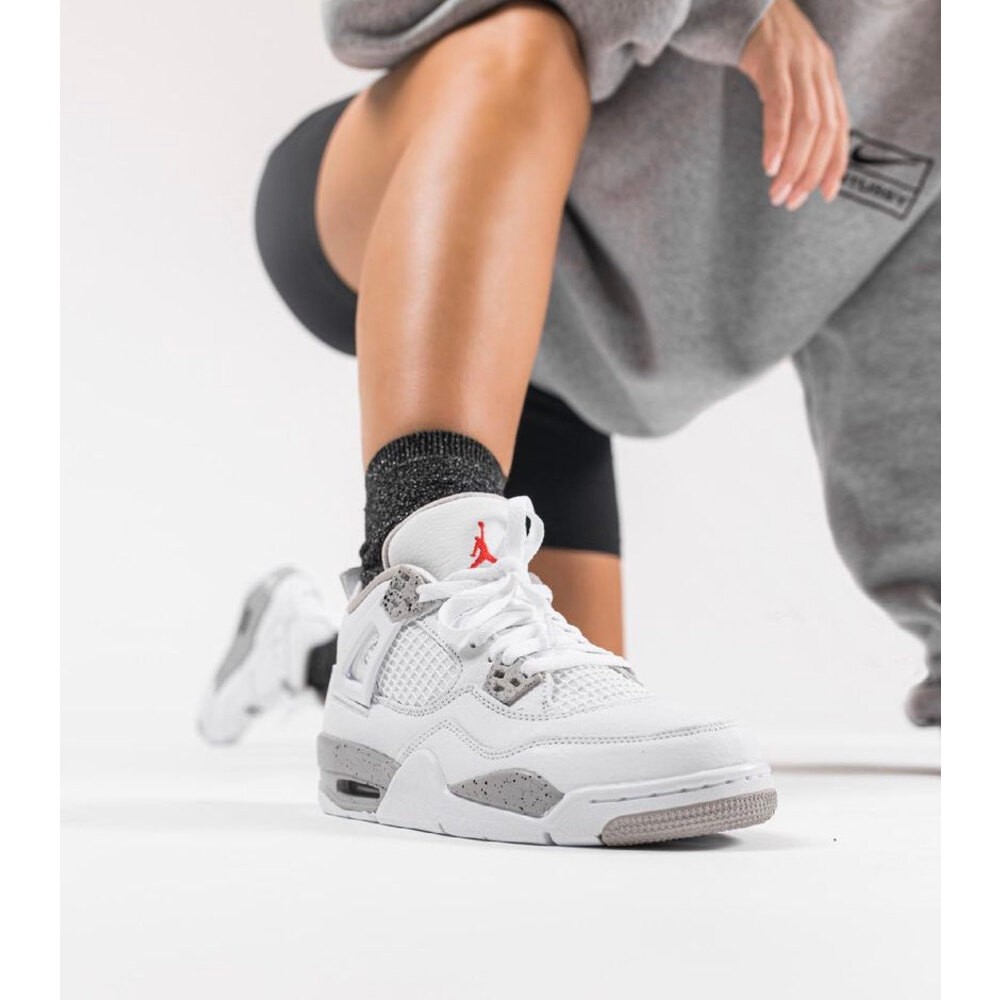 Air Jordan 4 Retro White Oreo