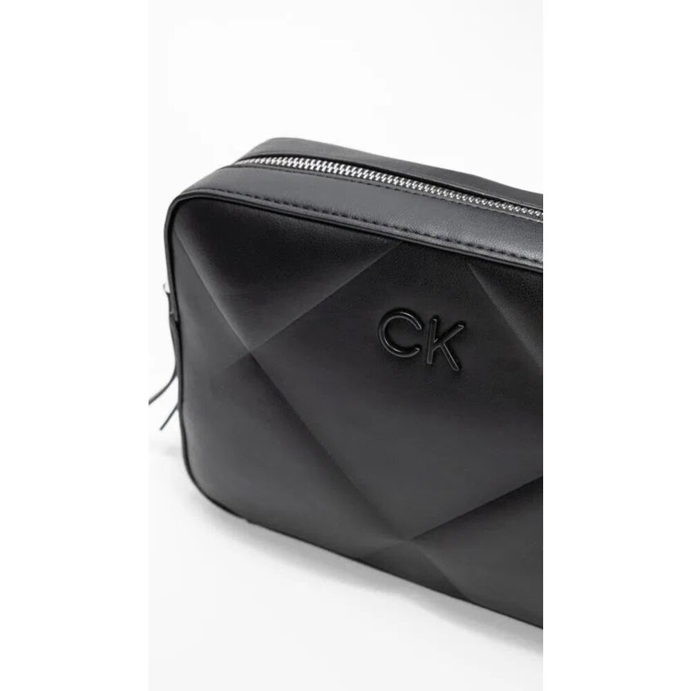 Calvin Klein Re Lock Quilt Camera Bag