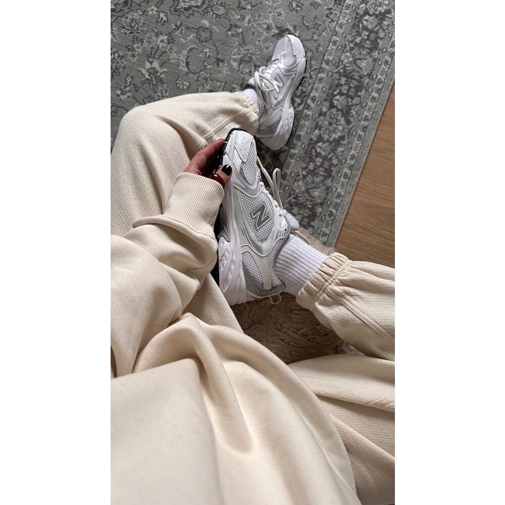 New Balance 530 Silver