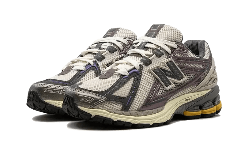 New Balance 1906R Licorice