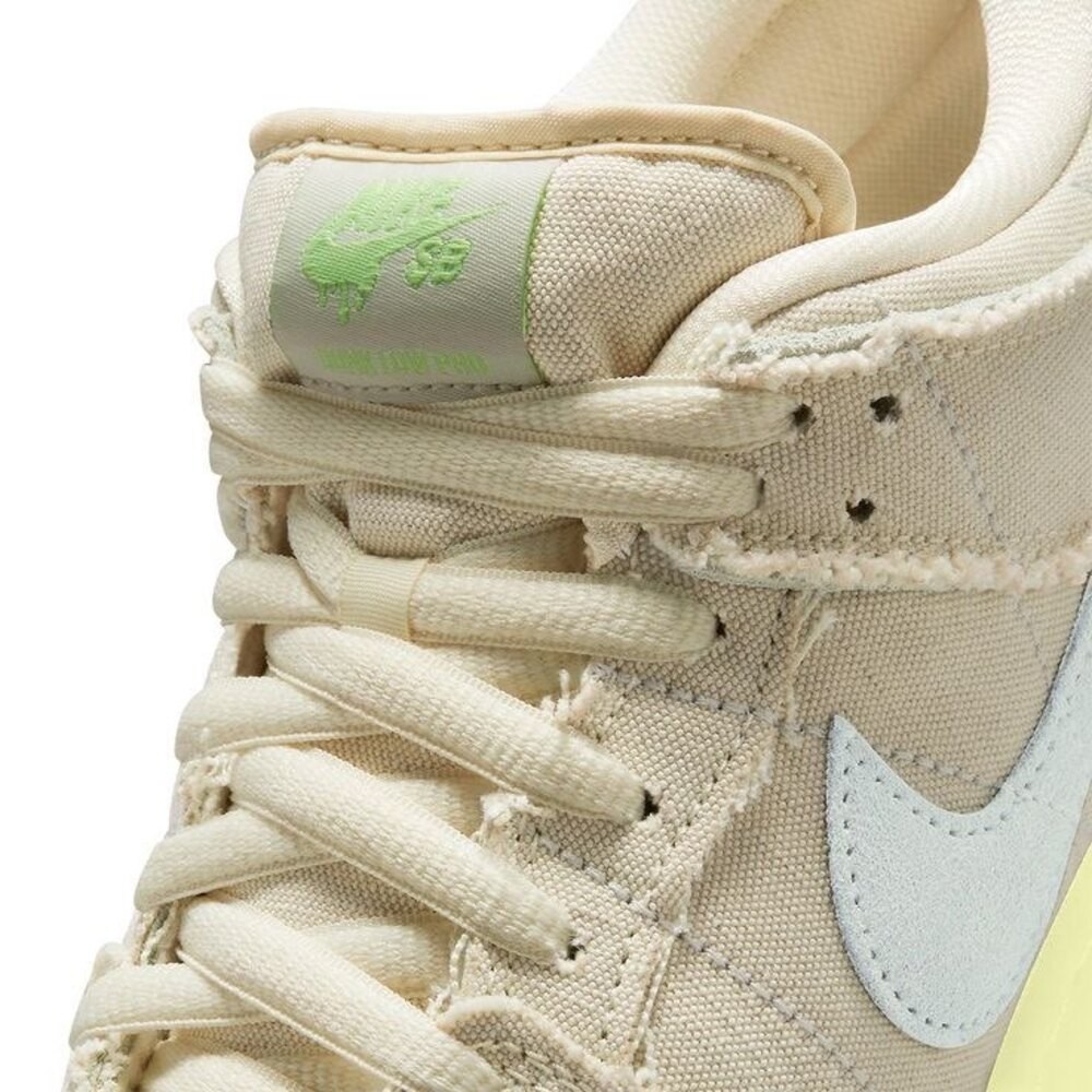 Nike SB Dunk Low Mummy