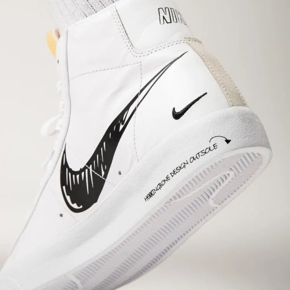 Nike Blazer Mid 77 Sketch White Black