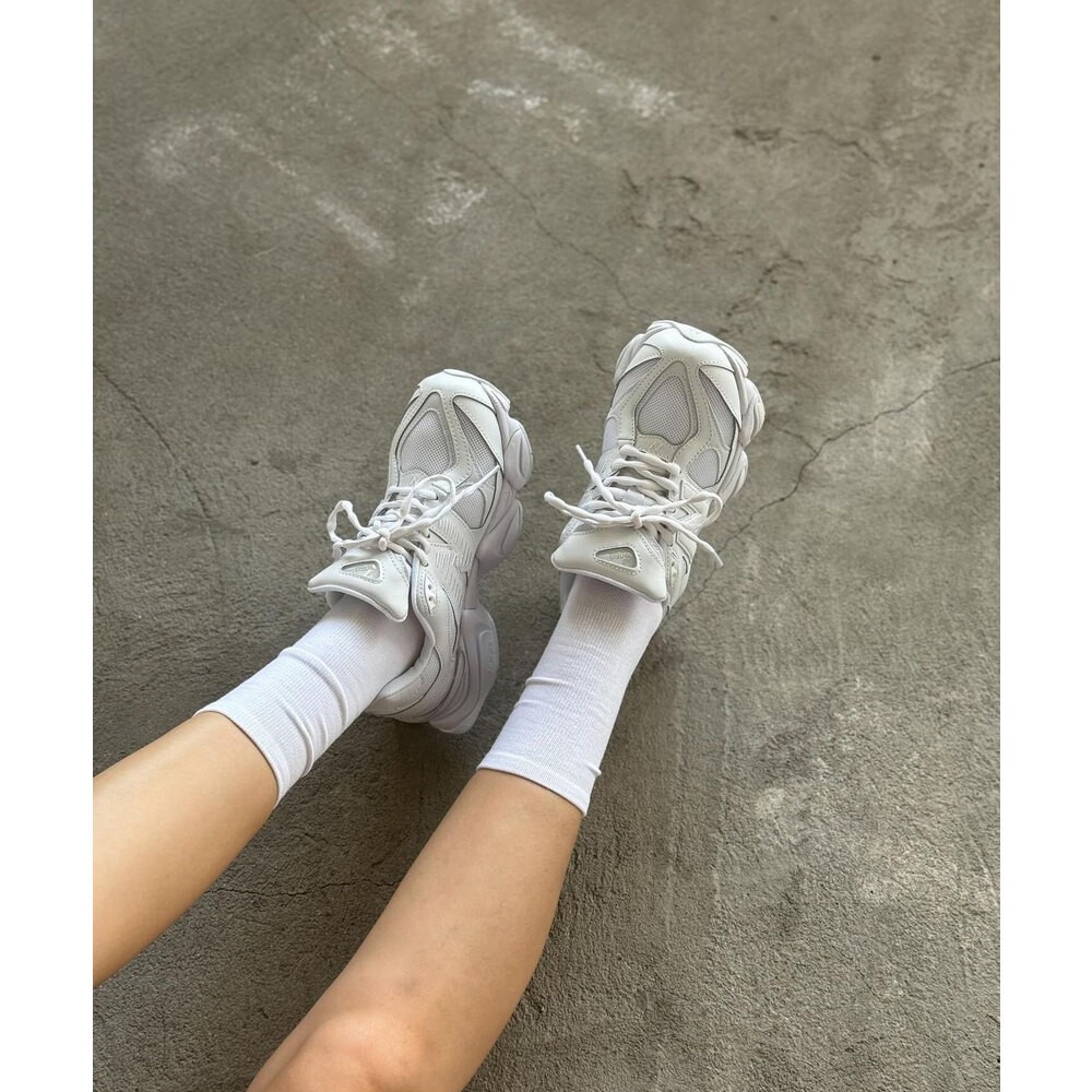New Balance 9060 Triple White