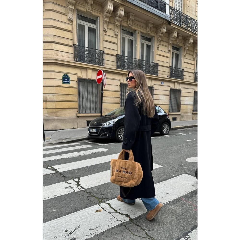 Bonheur Fluffy Sheep Beige Bag Brown