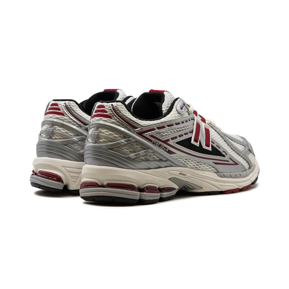 New Balance 1906R Silver Classic Crimson