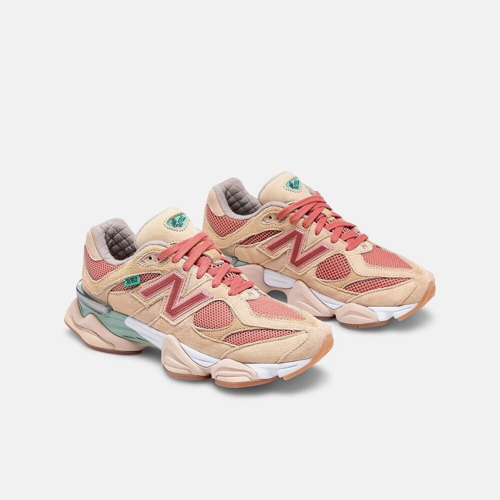 New Balance 9060 Pink