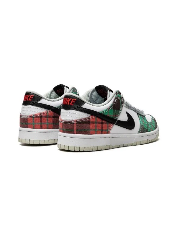 Nike Dunk Low Tartan Plaid