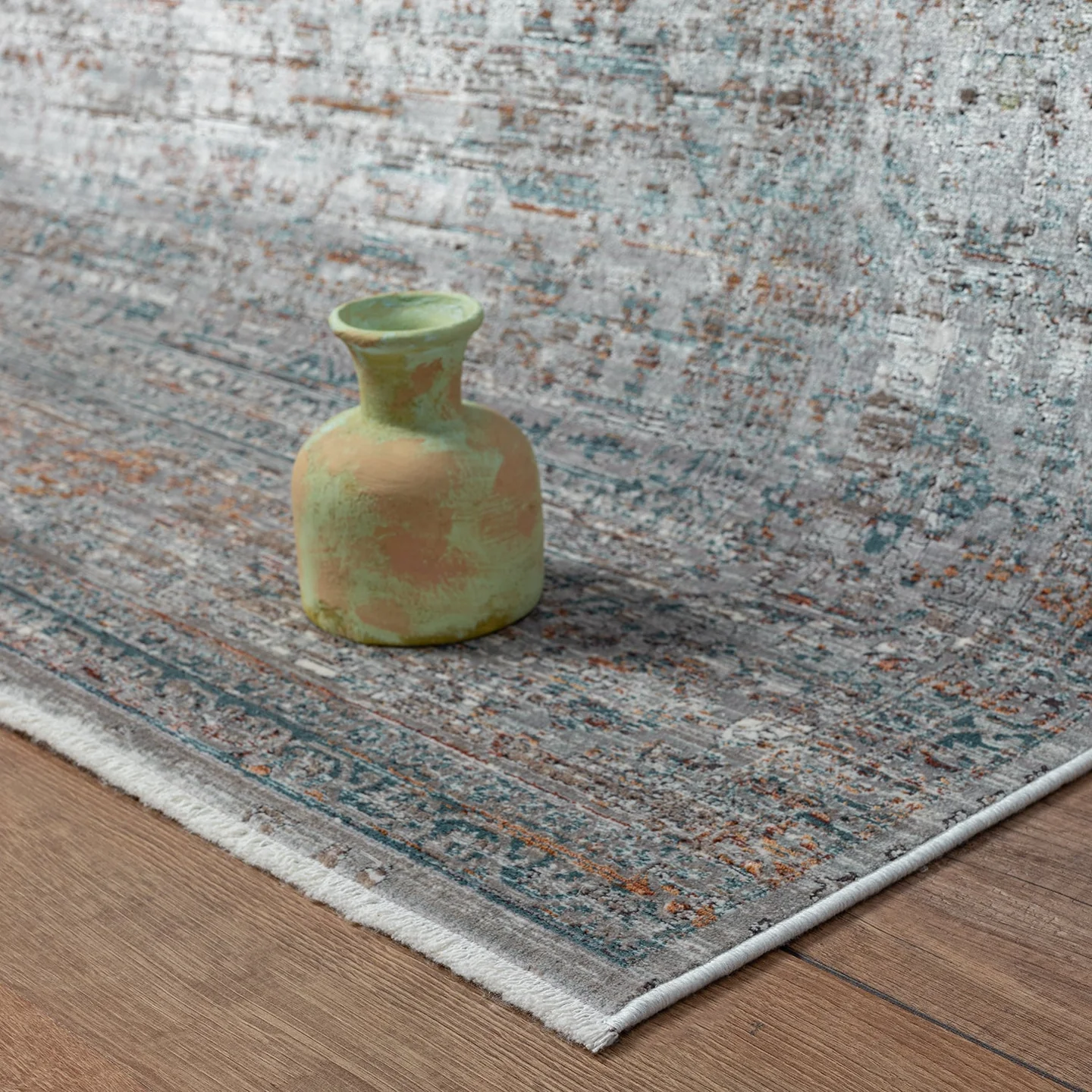 Heritage - Boreal Etnik Desenli Saçaklı Salon Halısı