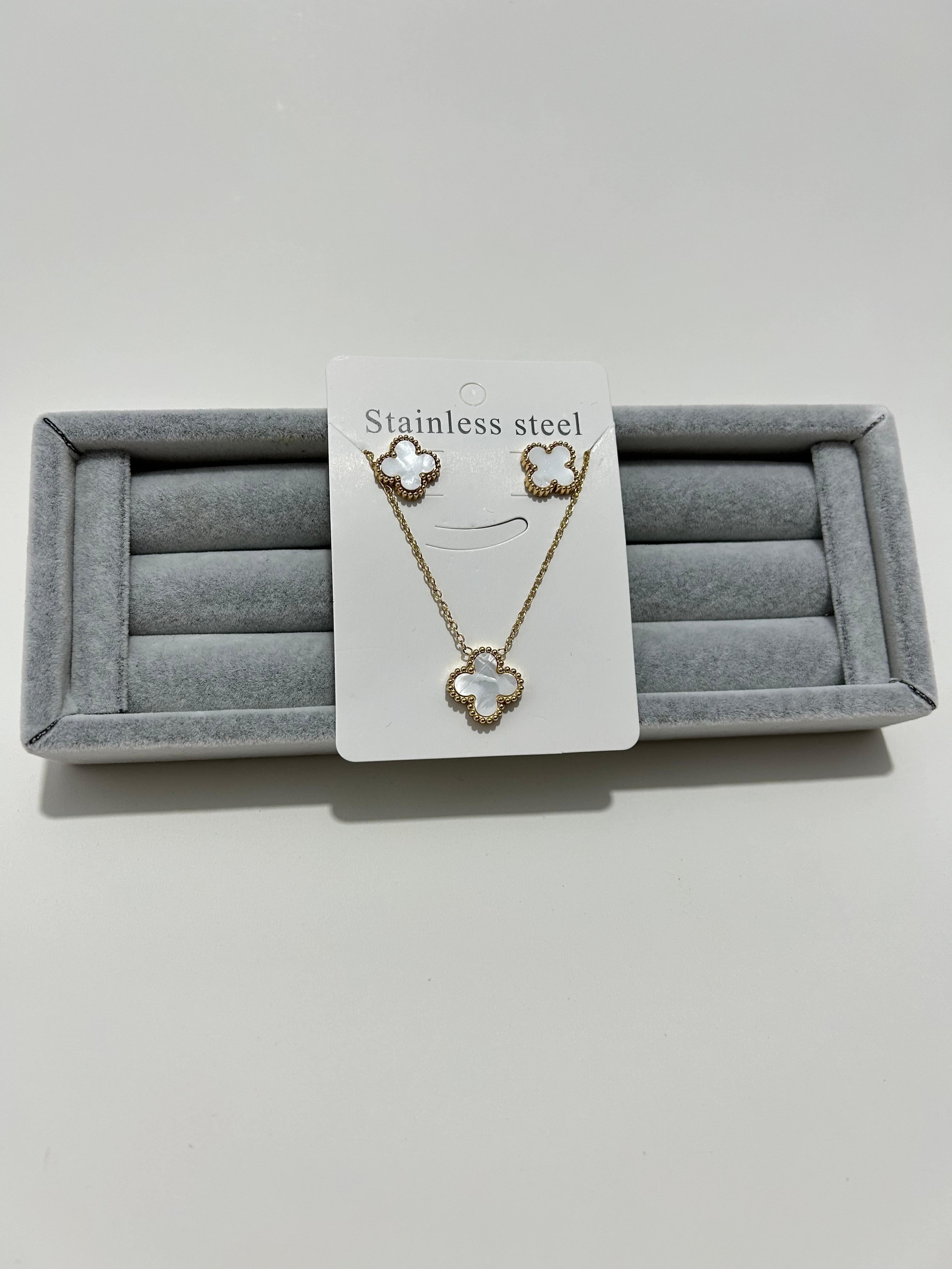 YONCA DETAYLI KOLYE VE KÜPE SETİ