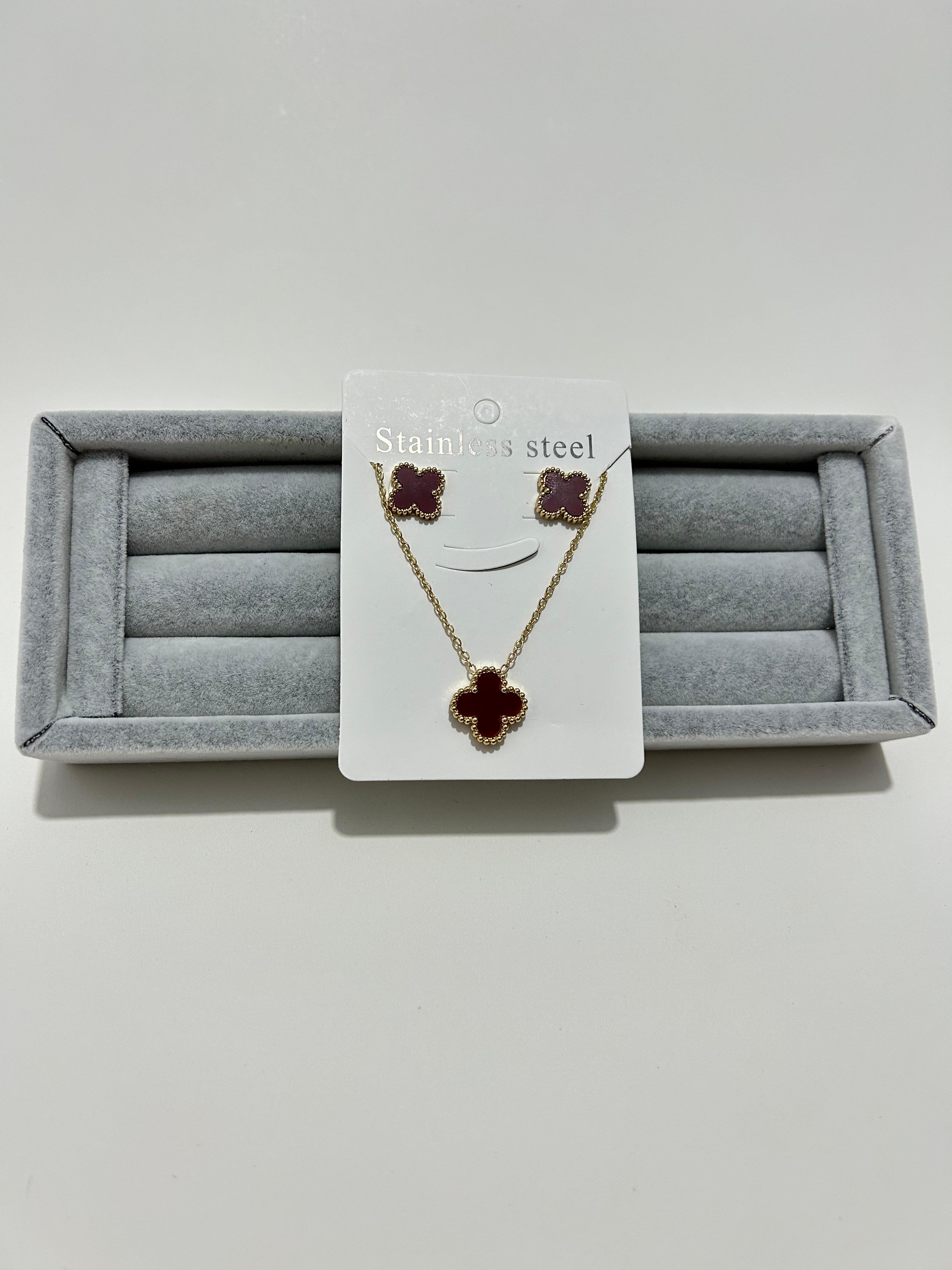 YONCA DETAYLI KOLYE VE KÜPE SETİ