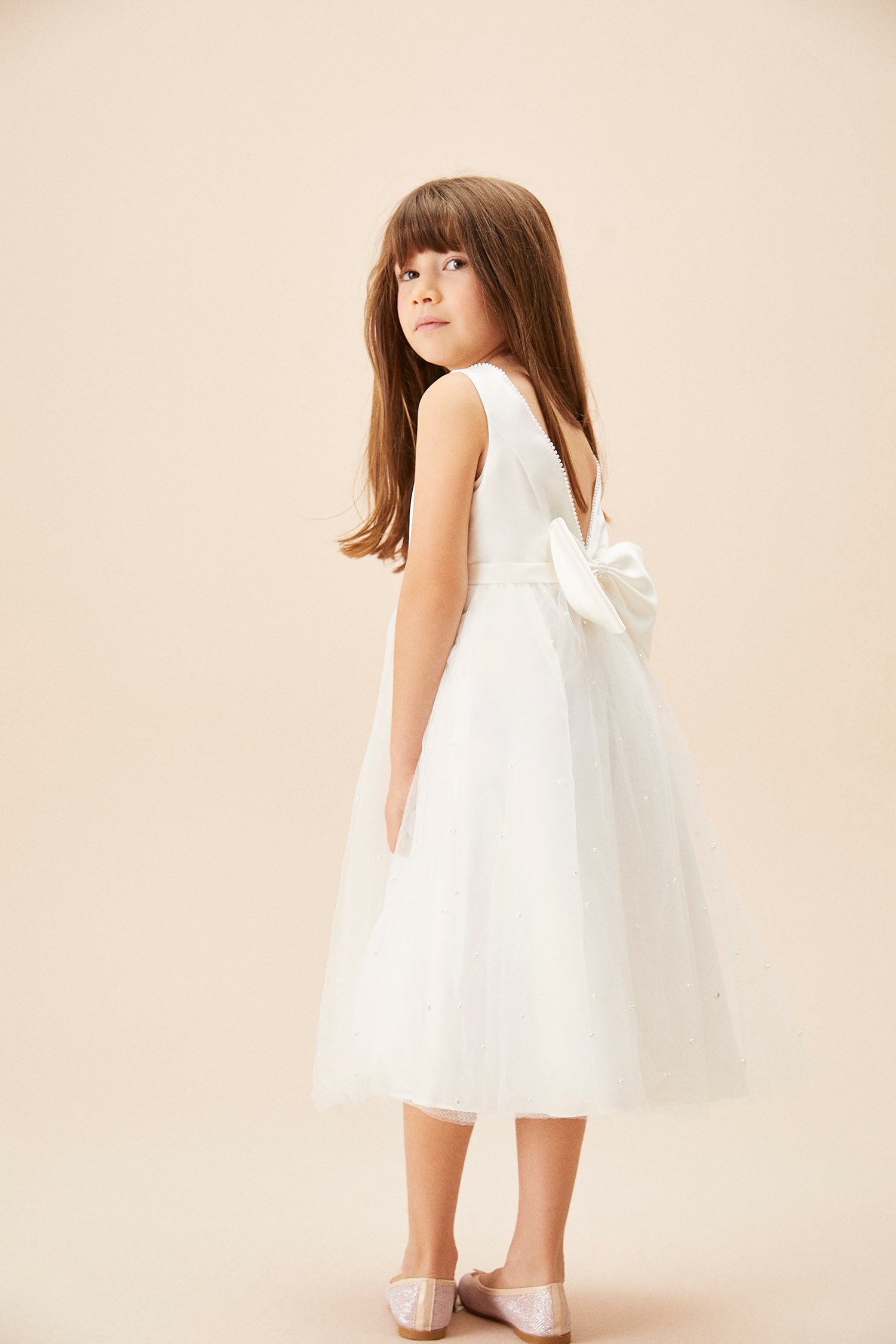 Kırık Beyaz Askılı İnci Detaylı Çocuk Elbisesi