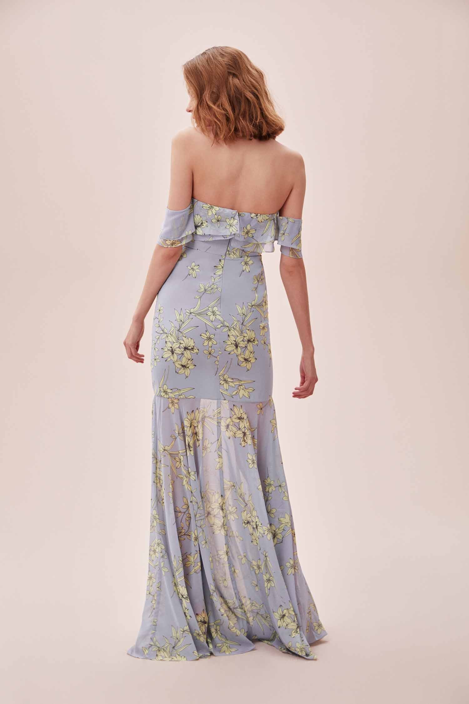 Çiçek Desenli Düşük Omuzlu Yırtmaçlı Uzun Şifon Elbise