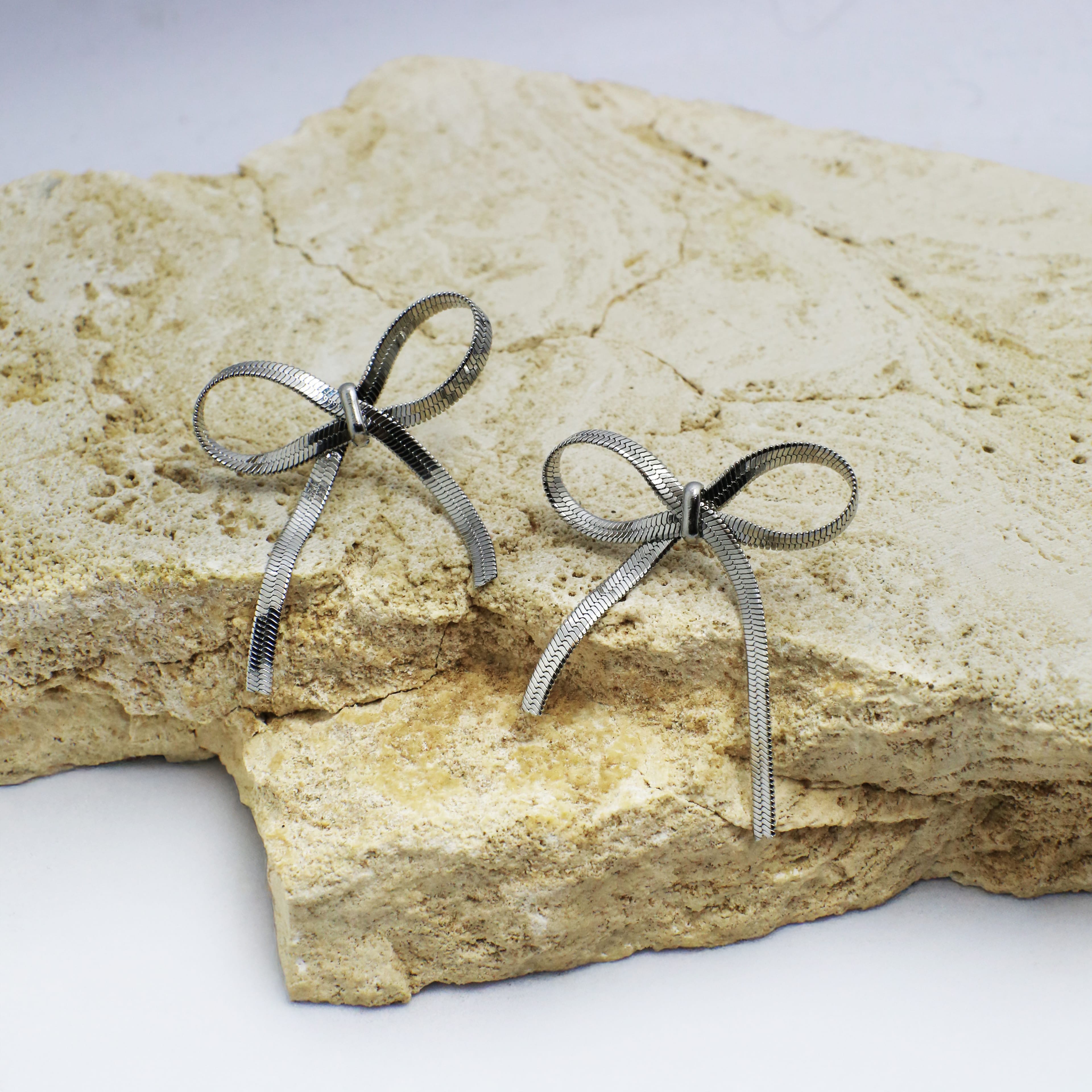 Lacine Earring | Çelik Küpe