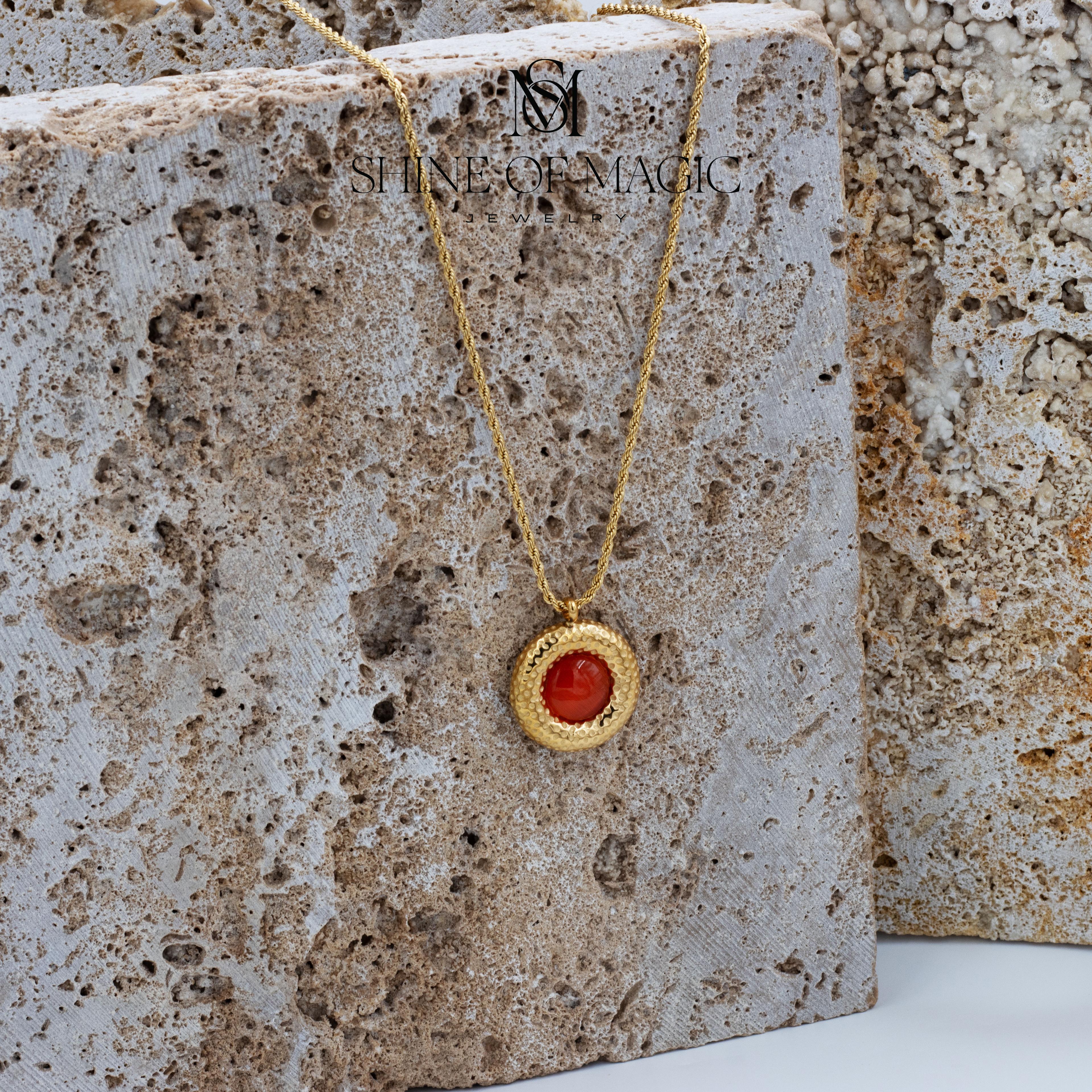 Golden Sunburst Necklace | Çelik Kolye