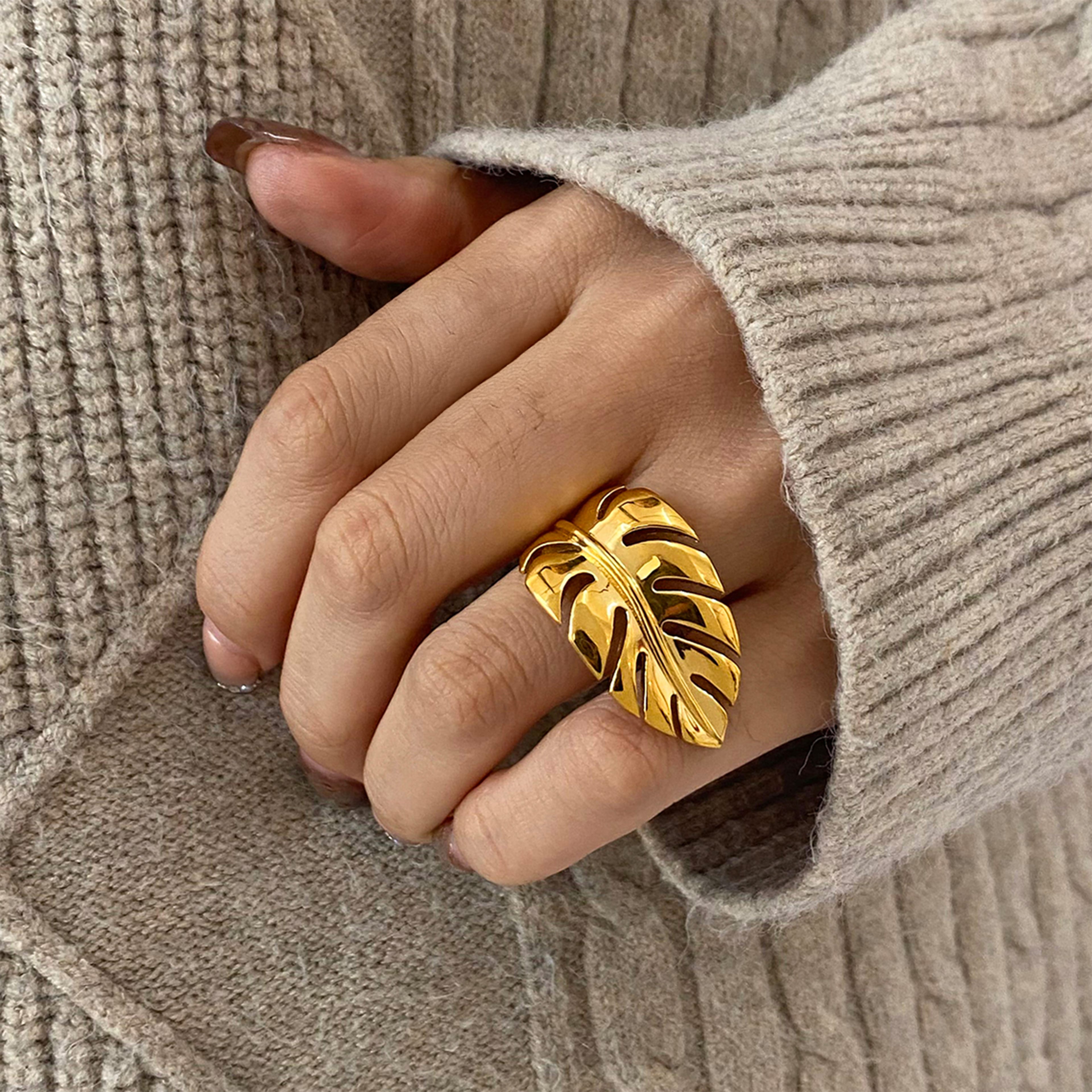 Folium Ring | Çelik Yüzük