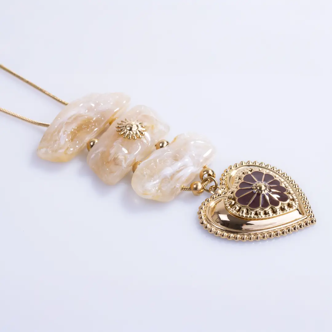 Coramira Necklace | Reçine Kolye