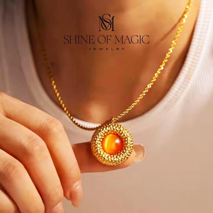 Golden Sunburst Necklace | Çelik Kolye