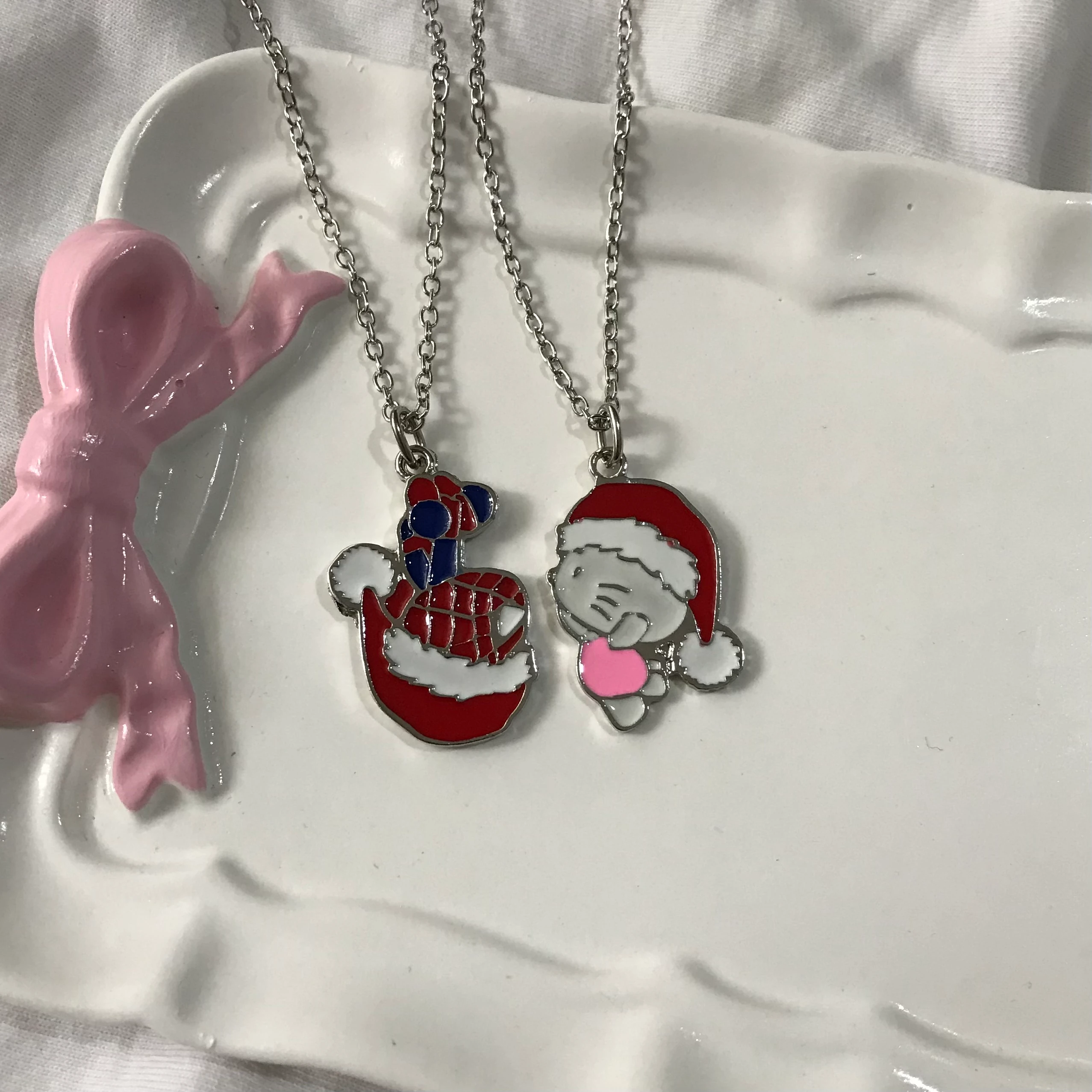 Noel Hello kitty spiderman çigt kolye 